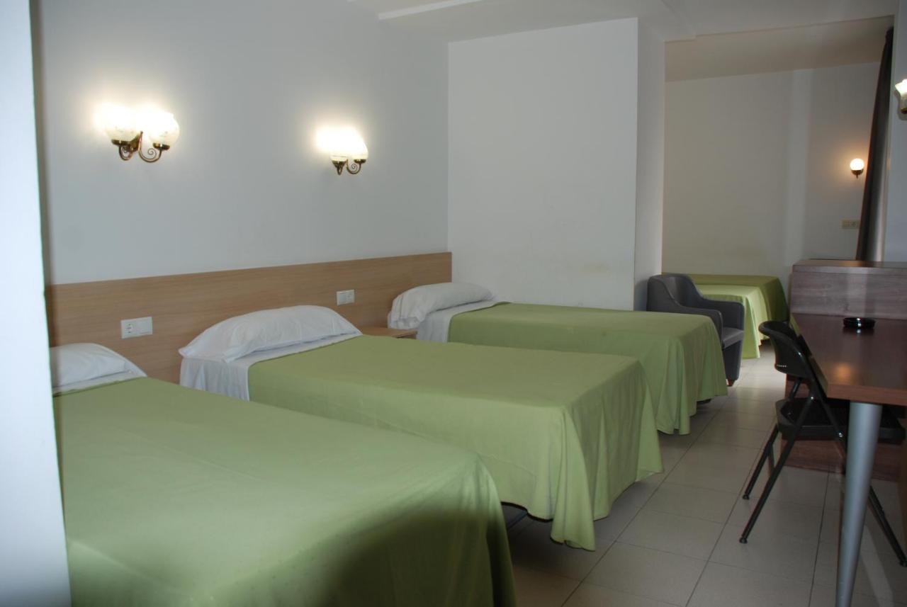Hotel Armonia يوريت دي مار المظهر الخارجي الصورة